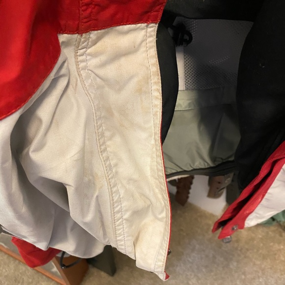 686 snowboarding jacket - Picture 2 of 5